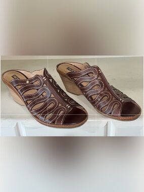 Pikolinos Women’s Capri Cutout Leather Wedge Sandals Size EU 40